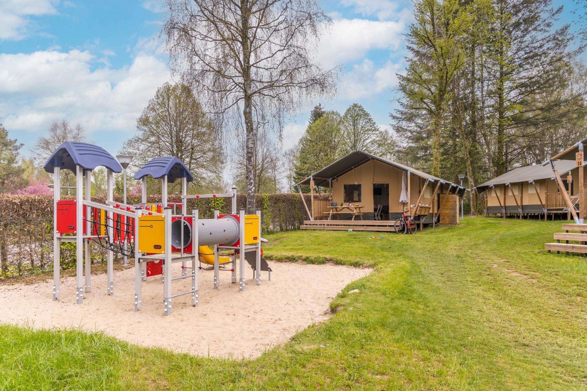 Ardennen Camping 贝尔特里 外观 照片