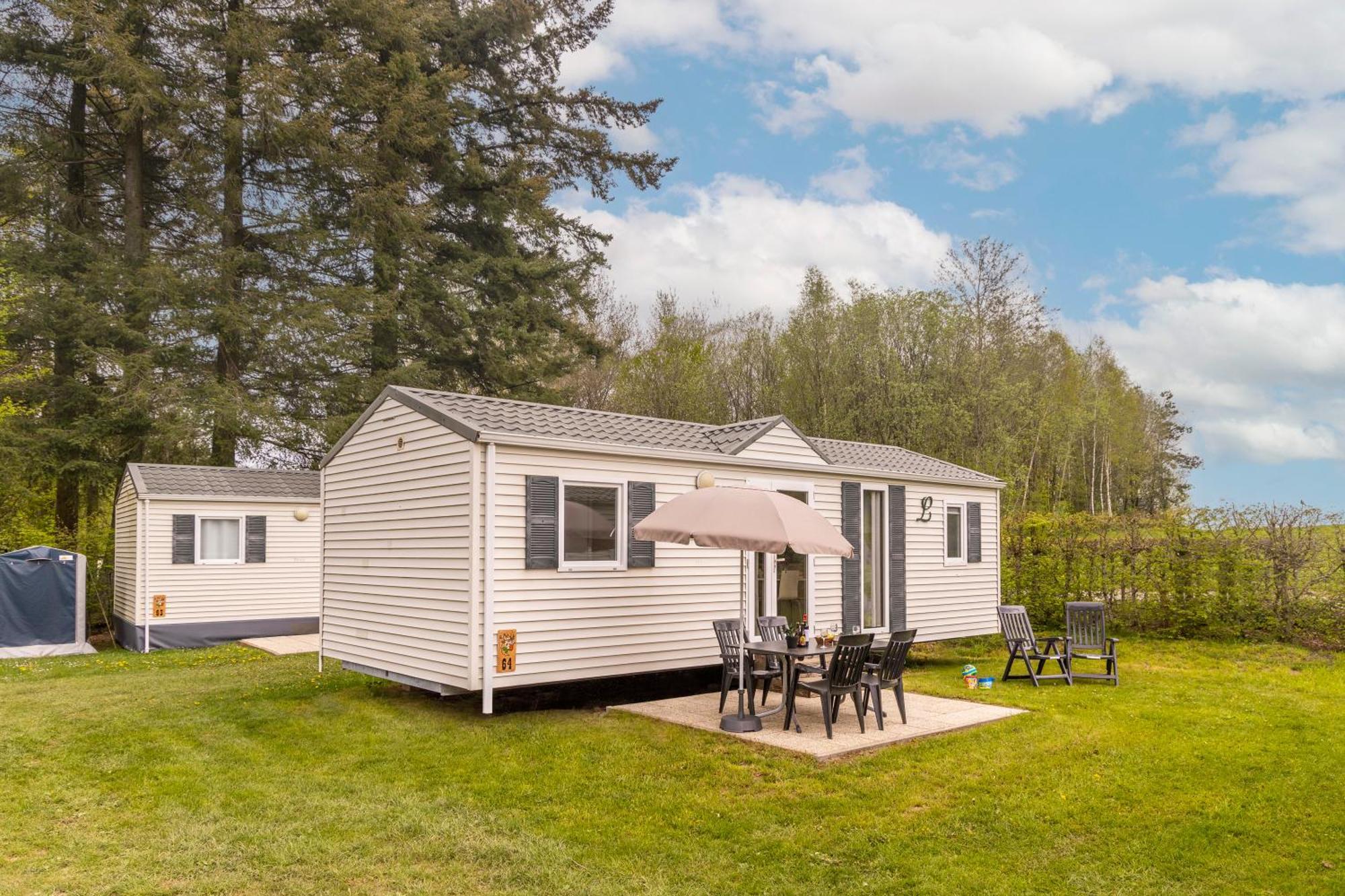 Ardennen Camping 贝尔特里 外观 照片