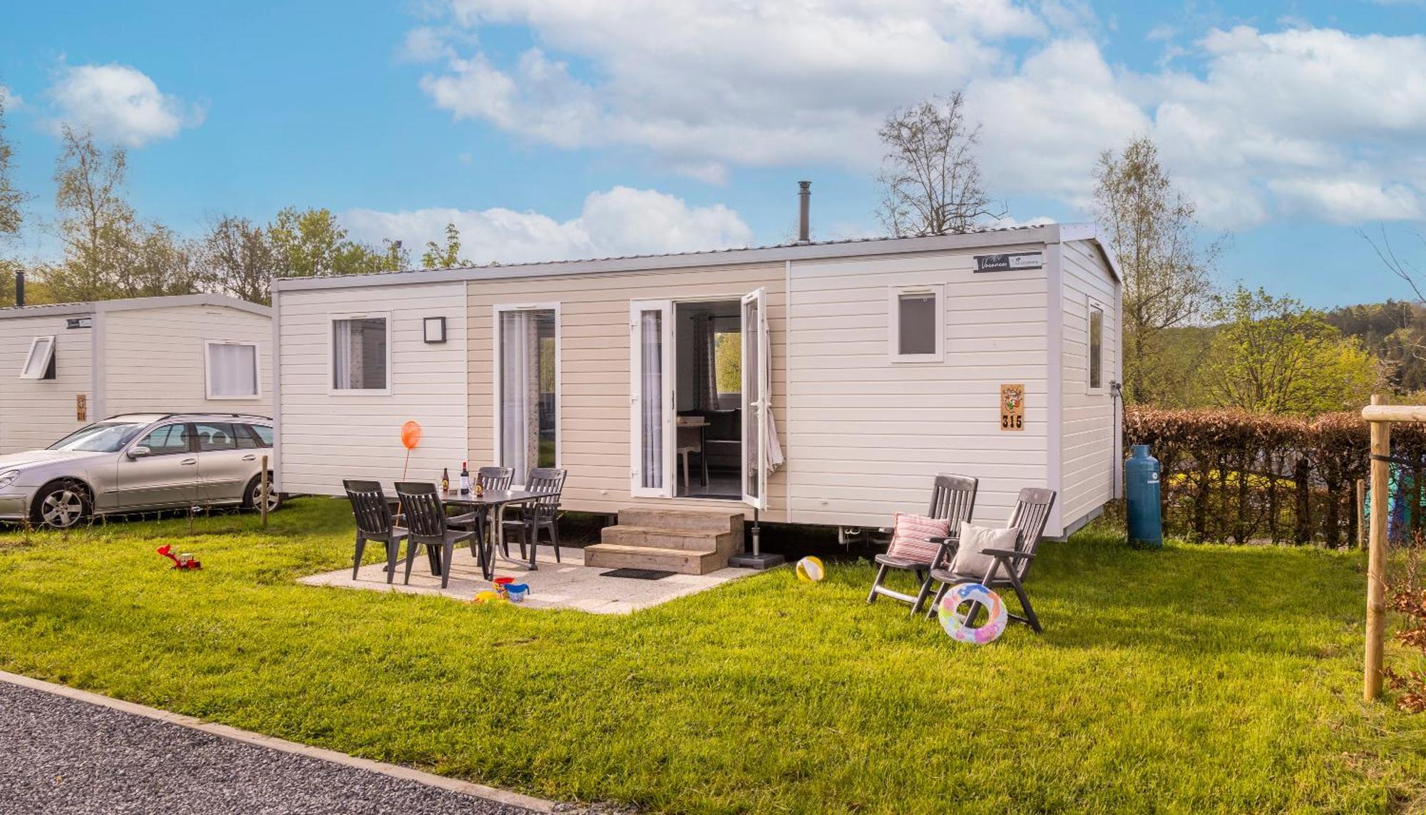 Ardennen Camping 贝尔特里 外观 照片